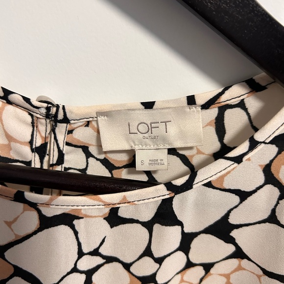 LOFT Outlet Top - Picture 2 of 3